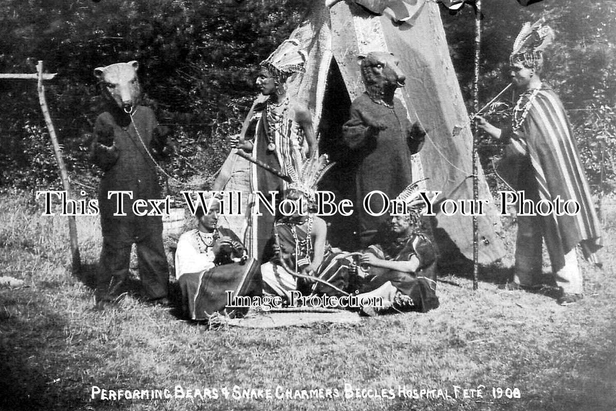 SF 3083 - Performing Bears & Charmers, Beccles Hospital Fete, Suffolk 1908