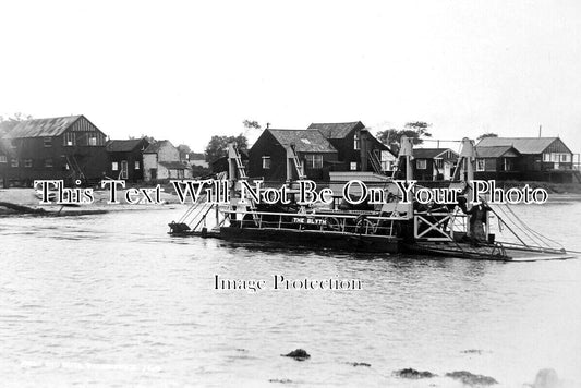 SF 3127 - Walberswick Ferry, Suffolk