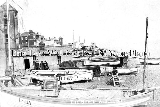 SF 3177 - The Beach, Aldeburgh, Suffolk c1910