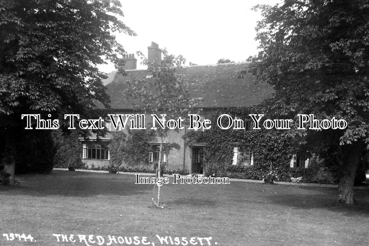 SF 3242 - The Red House, Wissett, Suffolk c1913