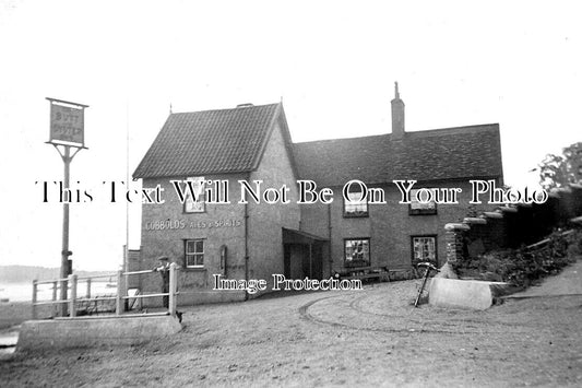 SF 3247 - Butt & Oyster Pub, Pin Mill, Ipswich, Suffolk c1923