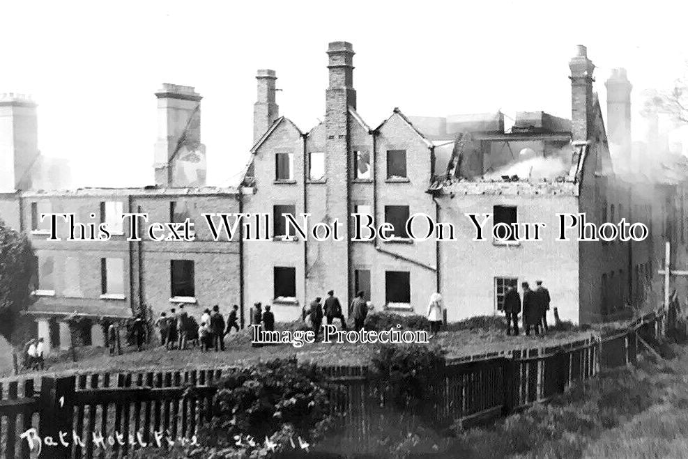 SF 3261 - Bath Hotel After The Fire, Felixstowe, Suffolk c1914