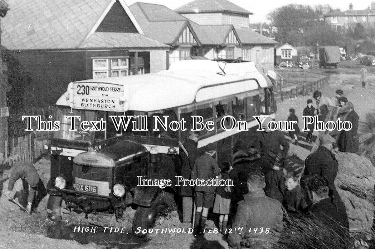 SF 3263 - Charabanc Bus Stuck At High Tide, Southwold, Suffolk