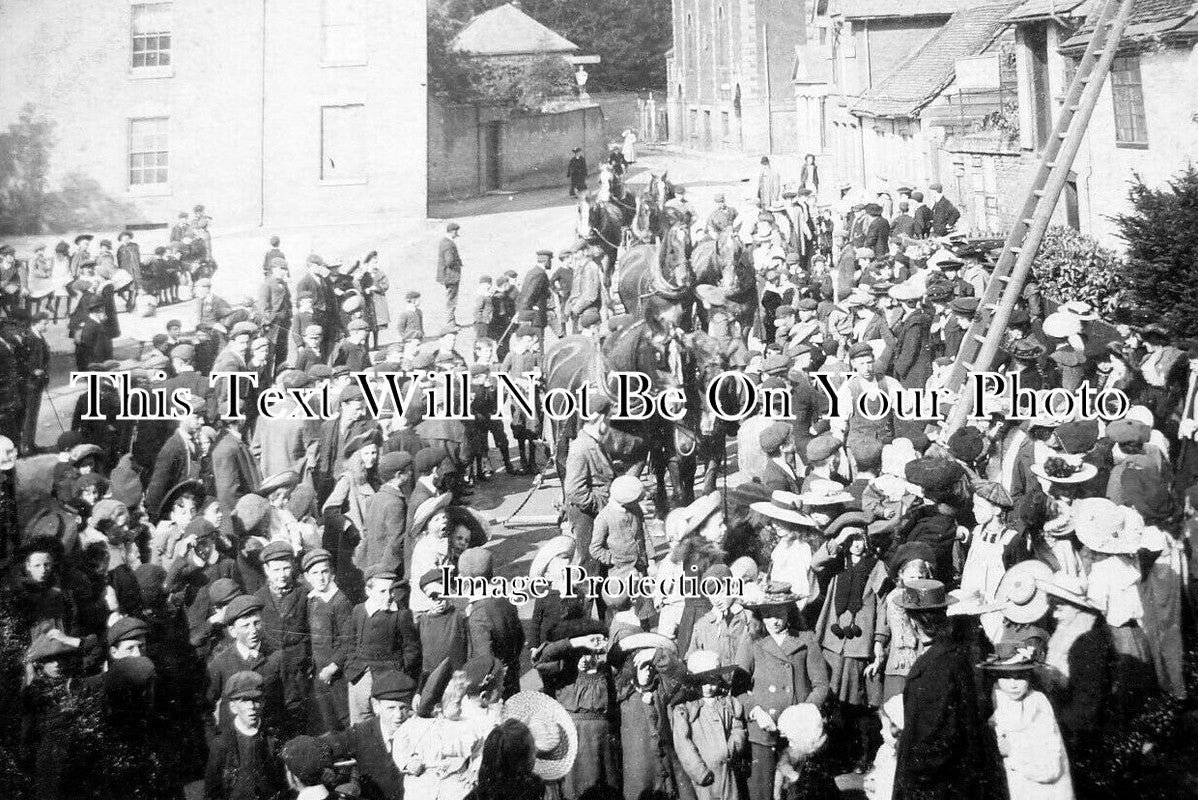 SF 3282 - Hadleigh Market Place May Day Show, Suffolk