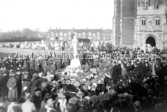 SF 3315 - Southwold Church & War Memorial, Suffolk