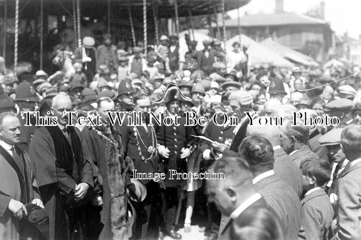 SF 3321 - Trinity Monday, Southwold Fair, Suffolk 1928