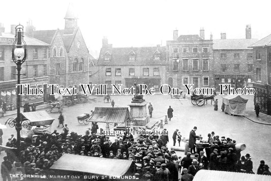 SF 3329 - The Cornhill, Market Day, Bury St Edmunds, Suffolk