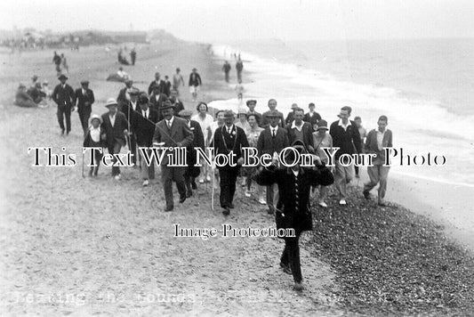 SF 3592 - Beating The Bounds, Southwold, Suffolk c1928