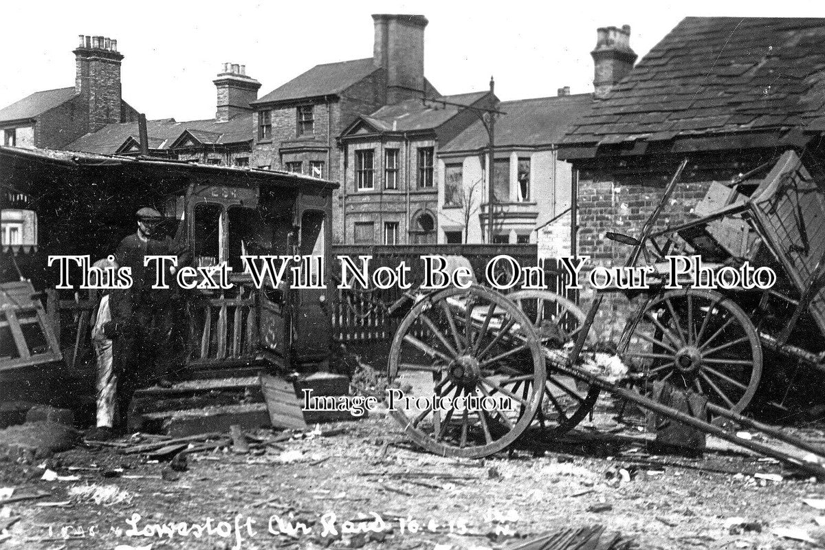 SF 3661 - Zeppelin Air Raid On Lowestoft, Suffolk 1915 WW1