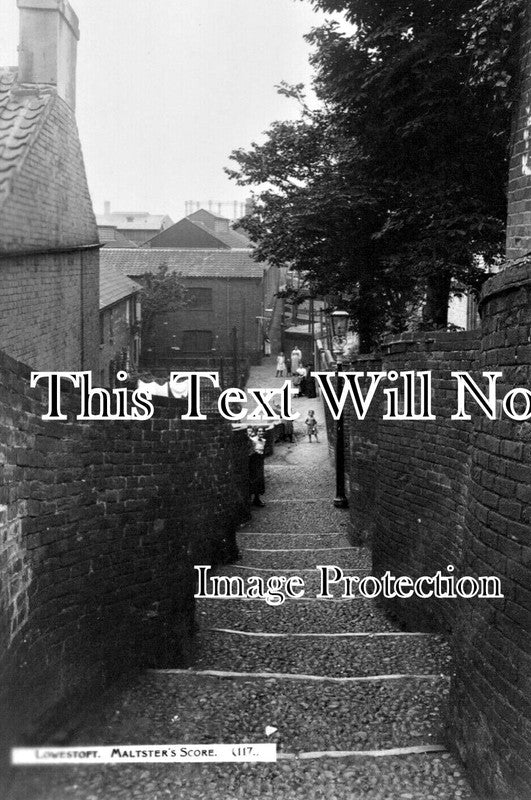 SF 3729 - Maltster's Score, Lowestoft, Suffolk