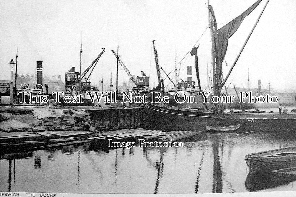 SF 38 - The Docks, Ipswich, Suffolk c1935
