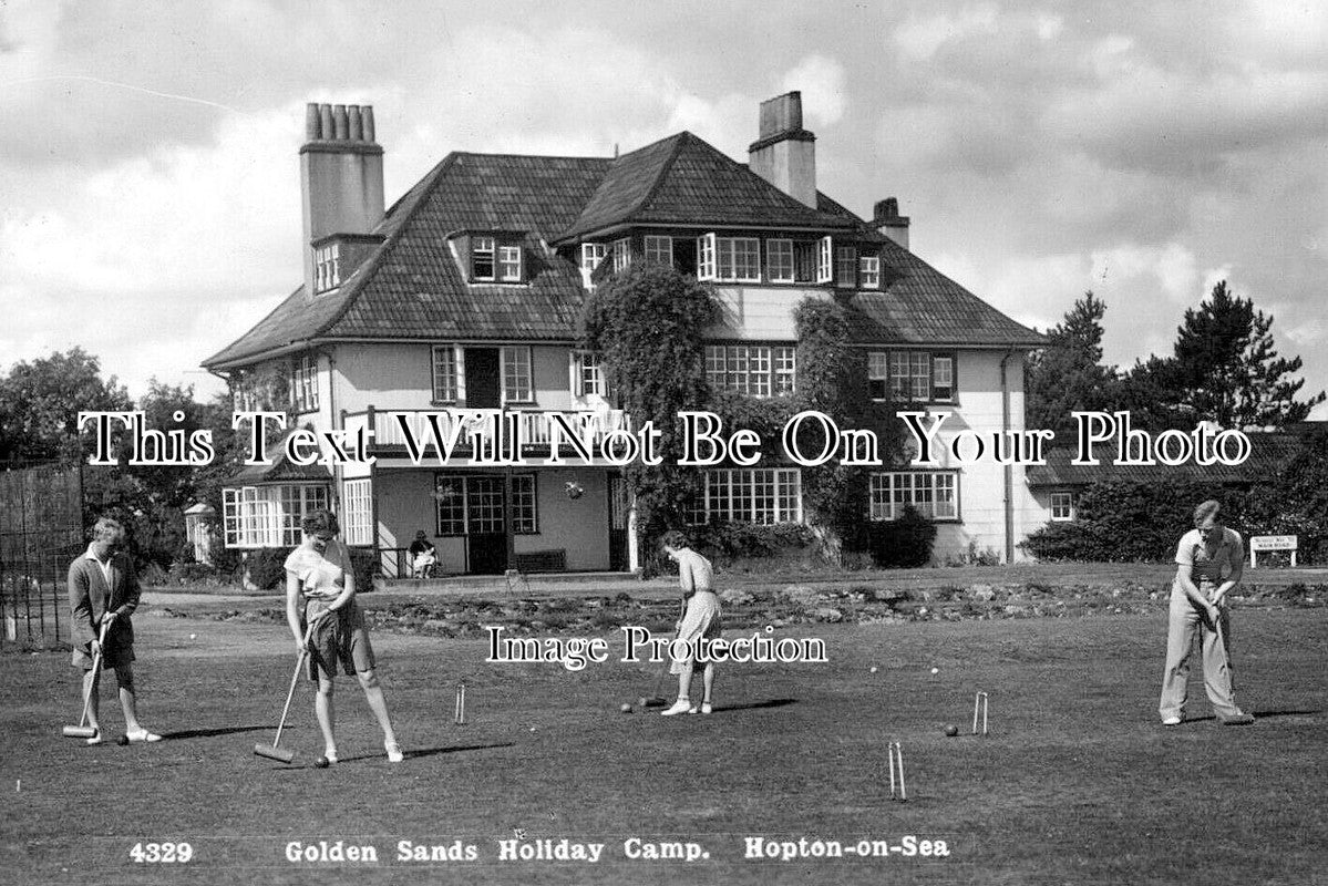 SF 3827 - Golden Sands Holiday Camp, Hopton On Sea, Suffolk