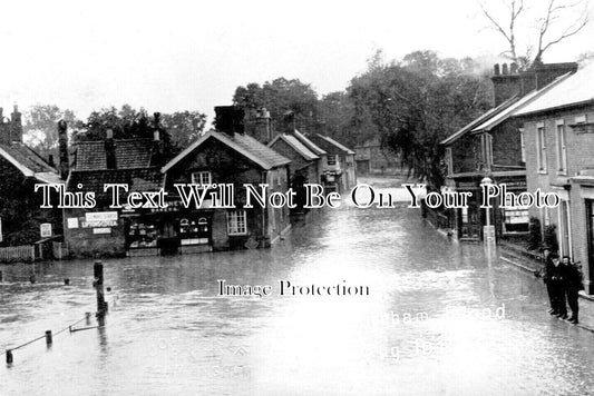 SF 3888 - Framlingham Flood, Suffolk c1912