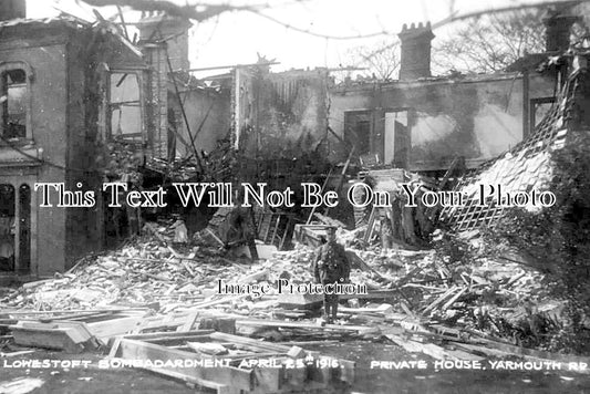 SF 4068 - Lowestoft Bombardment, Yarmouth Road, Suffolk 1916 WW1