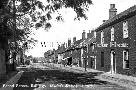 SF 4186 - Broad Street, Bungay, Suffolk c1918