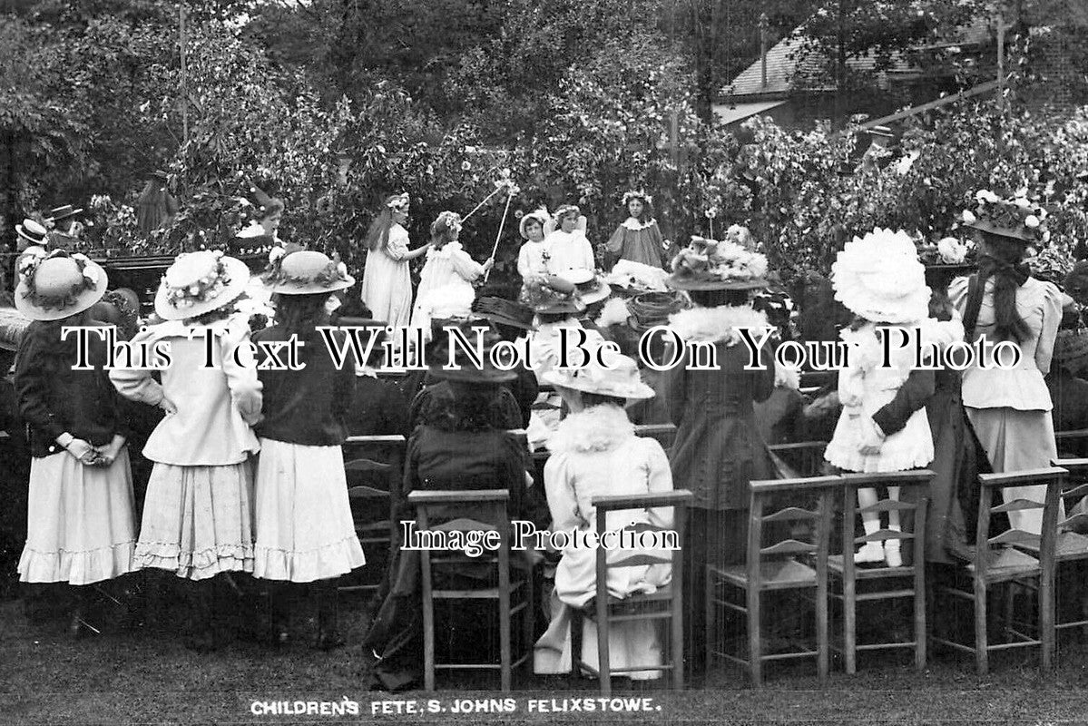 SF 4332 - Childrens Fete, St Johns, Felixstowe, Suffolk