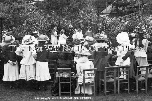 SF 4332 - Childrens Fete, St Johns, Felixstowe, Suffolk