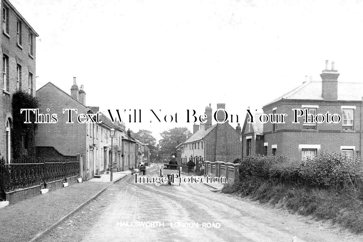 SF 4346 - London Road, Halesworth, Suffolk c1905