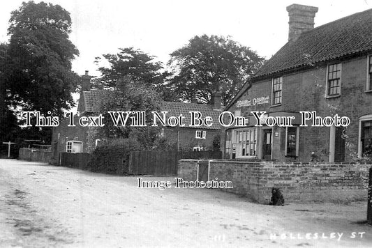 SF 4431 - Hollesley, Suffolk c1919