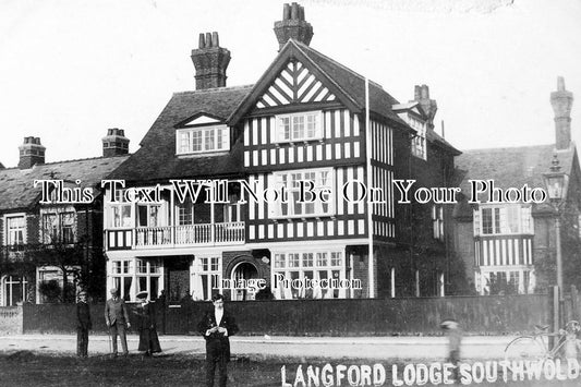 SF 482 - Langford Lodge, Southwold, Suffolk c1905