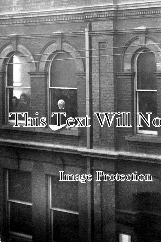 SF 557 - Proclamation Of Election Result, Town Hall, Lowestoft, Suffolk c1905