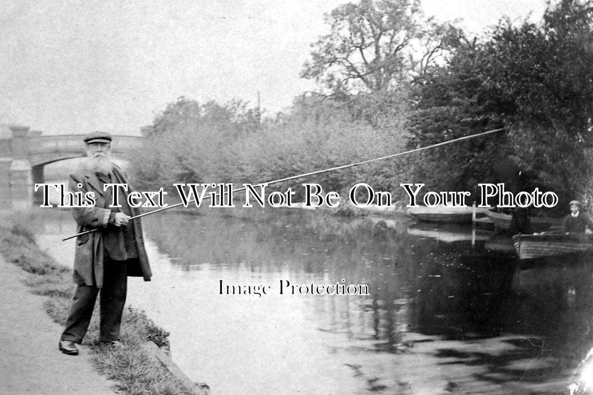 SF 583 - Gentleman Fishing On The River Gipping, Ipswich, Suffolk c1907