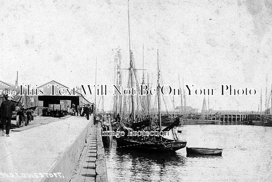 SF 643 - Trawlers In Dock, Lowestoft, Suffolk c1905