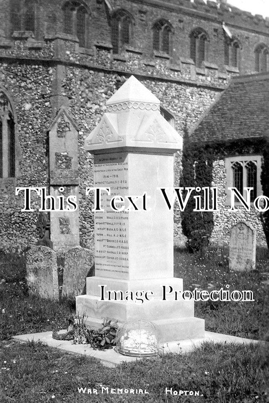 SF 702 - Hopton WW1 War Memorial, Suffolk