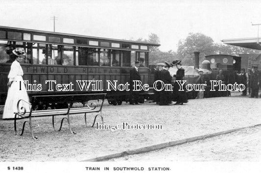 SF 761 - Train In Southwold Railway Station, Suffolk