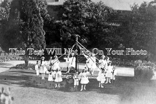 SF 790 - Maypole Dancers, Sudbury, Suffolk c1908