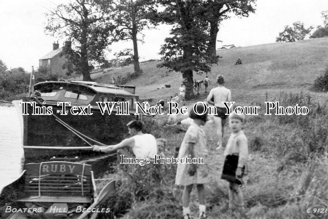 SF 798 - Boaters Hill & River Boats, Beccles, Suffolk c1940