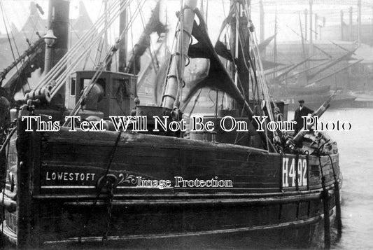 SF 820 - Fishing Boat Number H492, Lowestoft, Suffolk