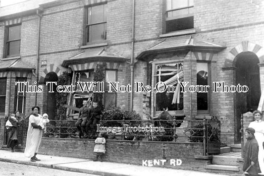 SF 826 - German Navy Bombardment, Kent Road, Lowestoft, Suffolk 1916