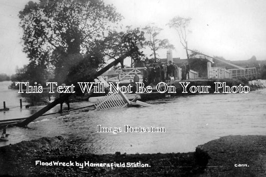 SF 832 - Flood At Homersfield Railway Station, Suffolk