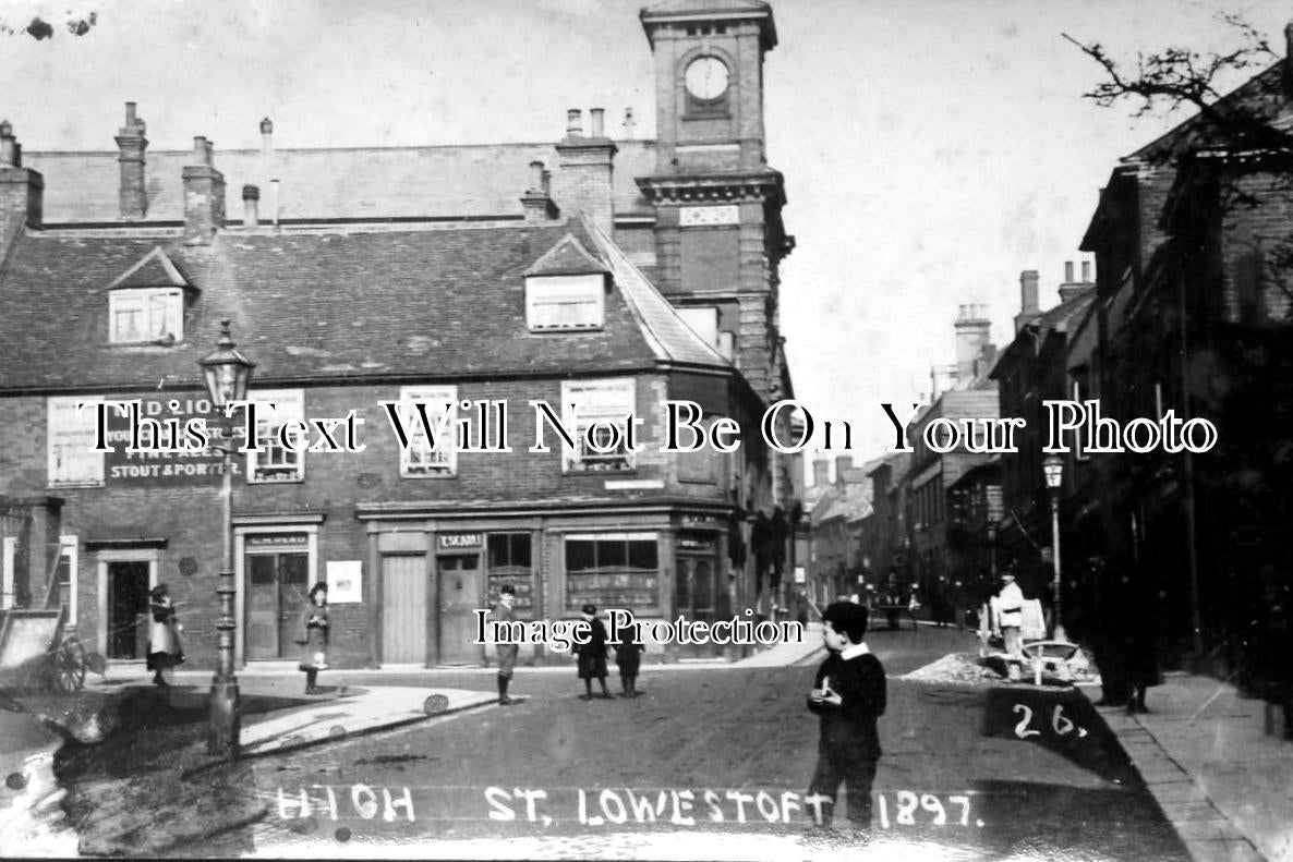 SF 886 - Red Lion Pub, High Street, Lowestoft, Suffolk 1897