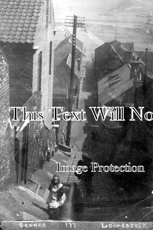 SF 899 - The Scorrs, Lowestoft, Suffolk c1912