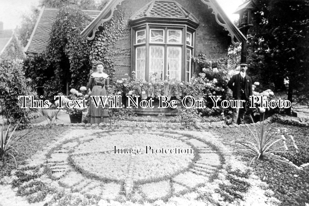 SF 922 - The Floral Clock On Christchurch Park, Ipswich, Suffolk