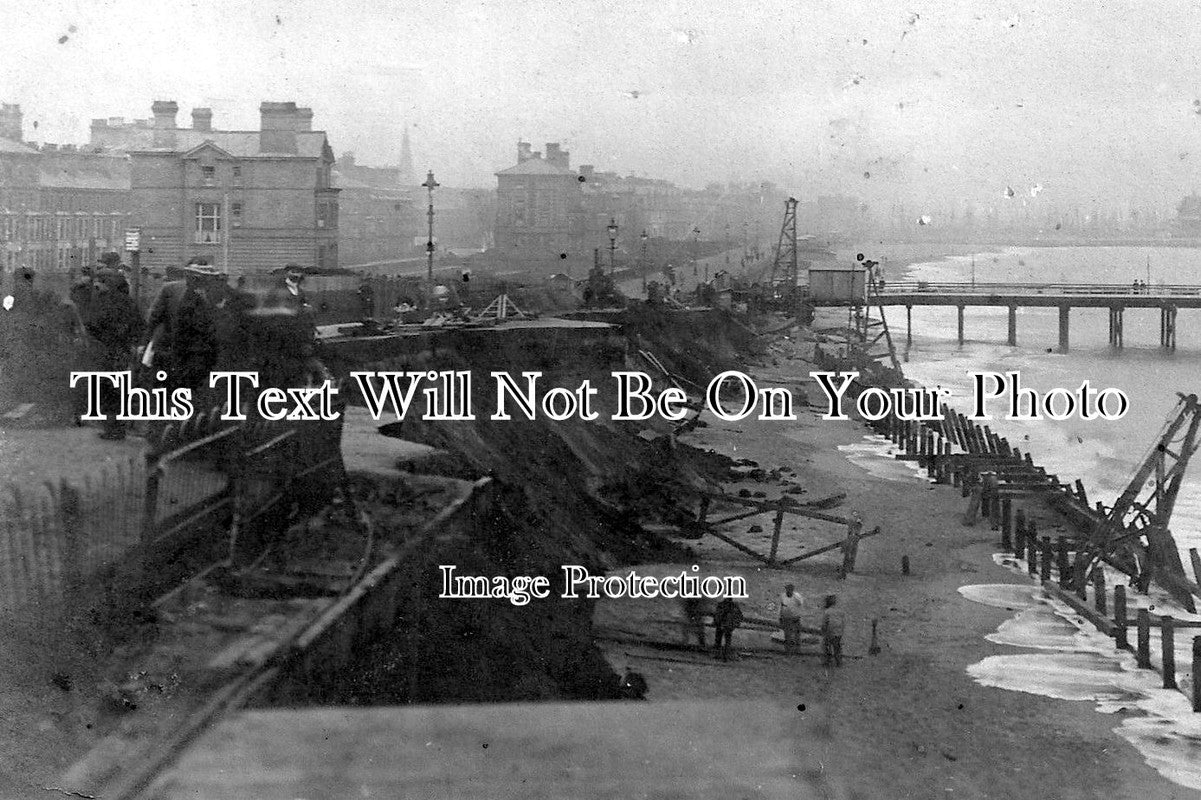 SF 960 - Storm Damage To Sea Front, Lowestoft, Suffolk