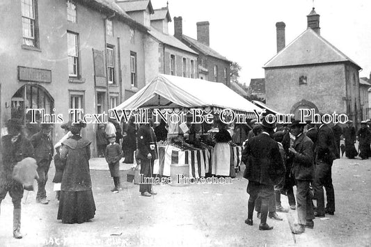 SH 1083 - May Fair At Clun, Shropshire