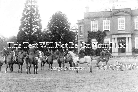 SH 428 - Sir Wynns Hounds At Iscoyd Park, Shropshire