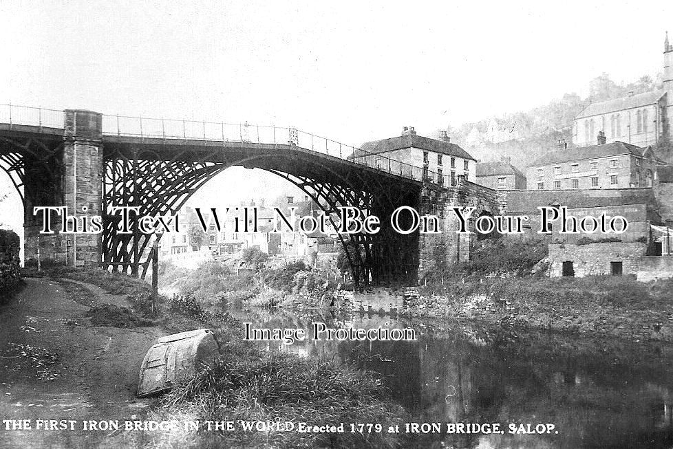 SH 485 - First Iron Bridge In The World, Ironbridge, Shropshire c1930