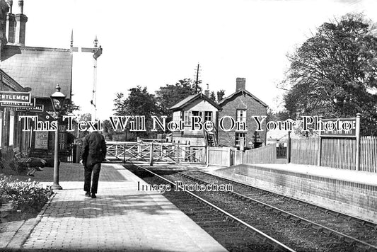 SH 533 - Preesgweene Railway Station, Shropshire c1913