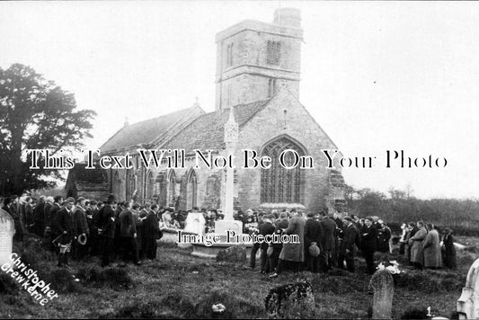 SO 133 - Tintinhull War Memorial & Church, Somerset
