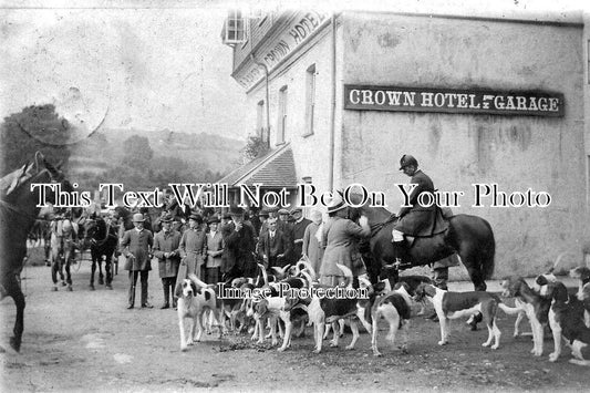 SO 194 - Crown Hotel, Hunt Hounds, Exford, Somerset c1920