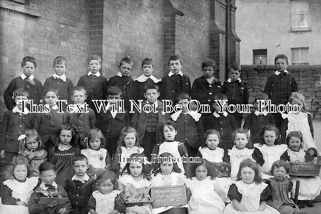 SO 205 - Reckleford Yeovil Infants School, Somerset c1905