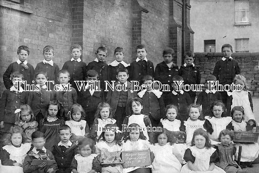 SO 205 - Reckleford Yeovil Infants School, Somerset c1905