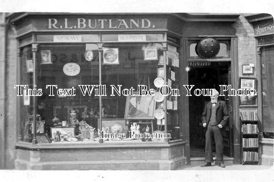 SO 214 - Bookseller, Taunton, Somerset