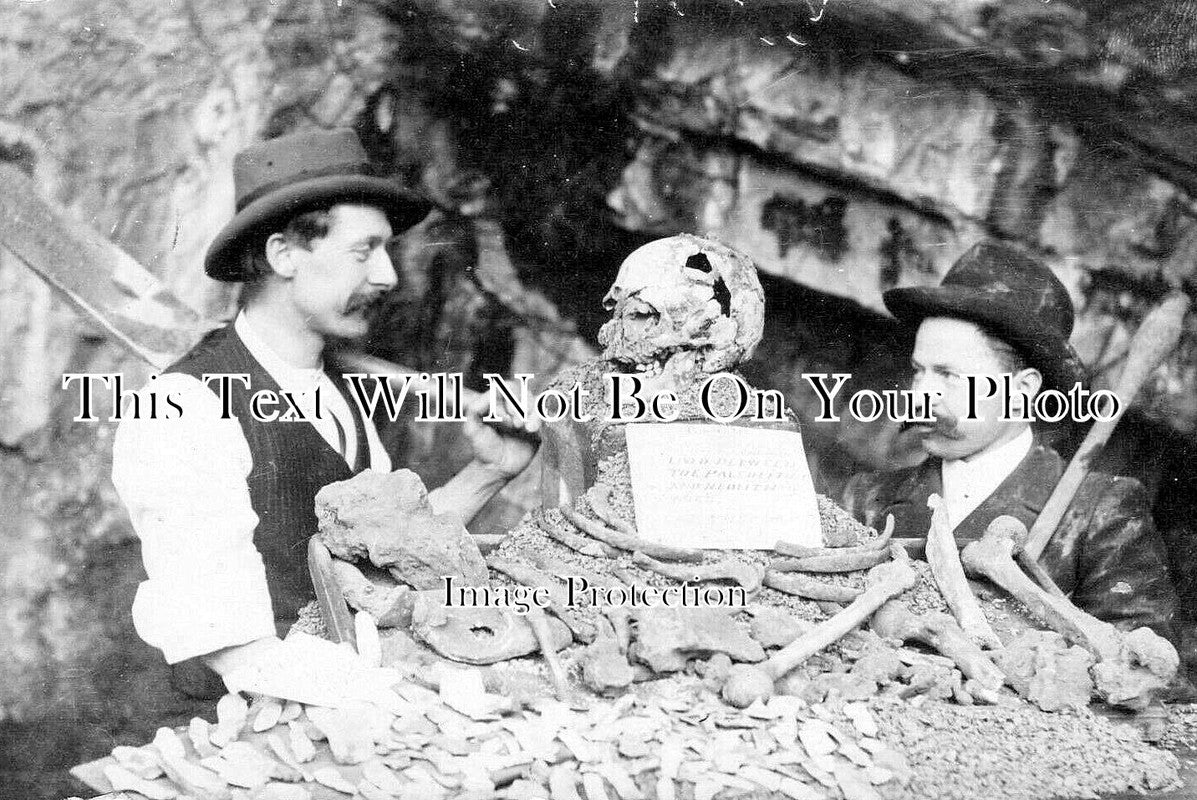 SO 2586 - Cheddar Man With The Gough Brothers, Somerset