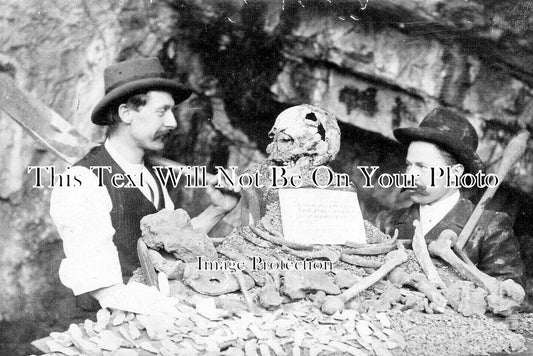 SO 2586 - Cheddar Man With The Gough Brothers, Somerset