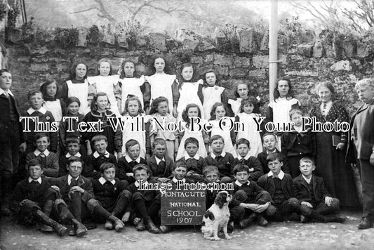 SO 582 - National School Group, Montacute, Somerset c1907